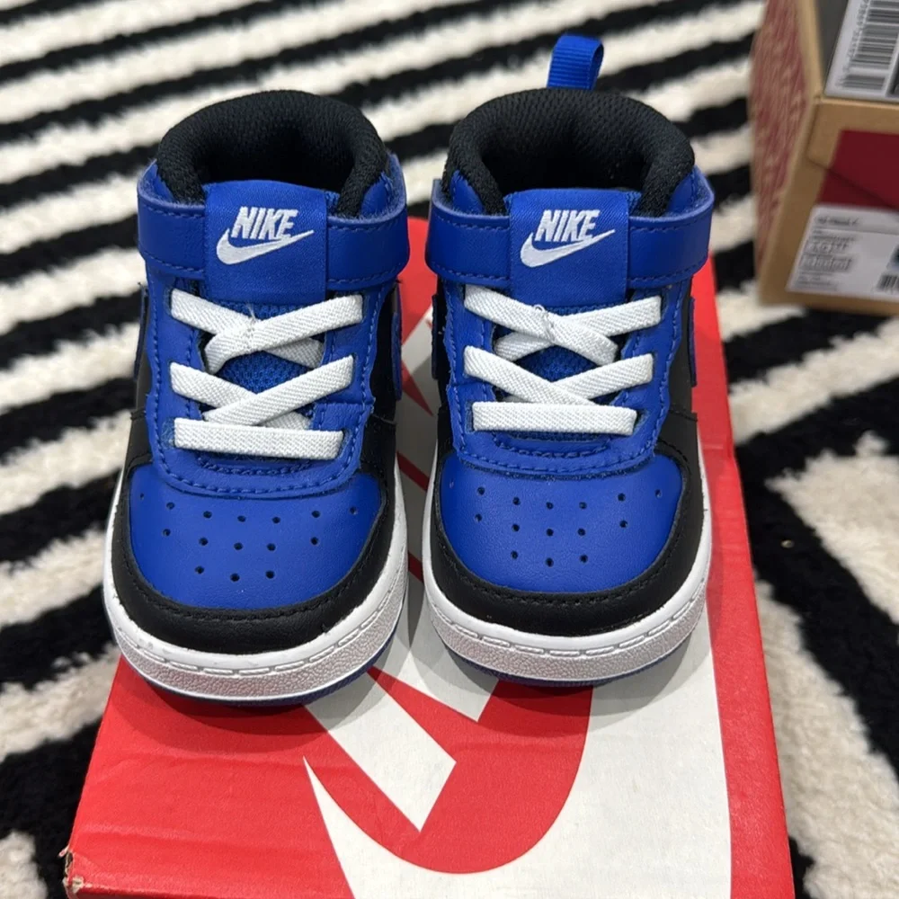 Court borough mid 2 Nike